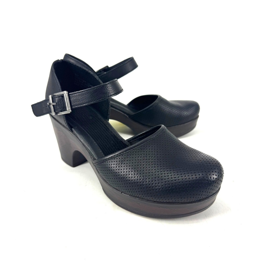 B.O.C. Black Perforated Mary Jane Platform Clogs BC0011809 Size 8M